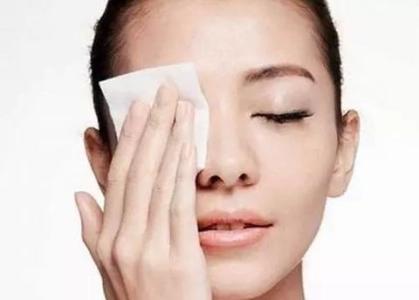 卸妝水和卸妝油有什么區別